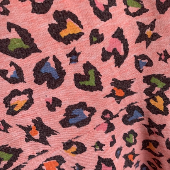 Pink, leopard-inspired dress - Picture 3 of 3